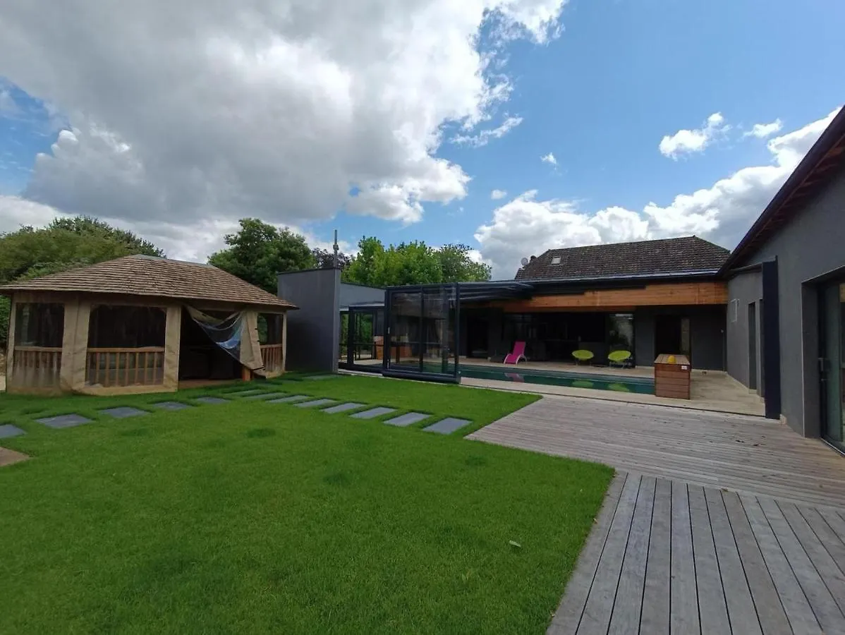 Villa Reposante Pres De Vayrac Avec Piscine Privee فرنسا